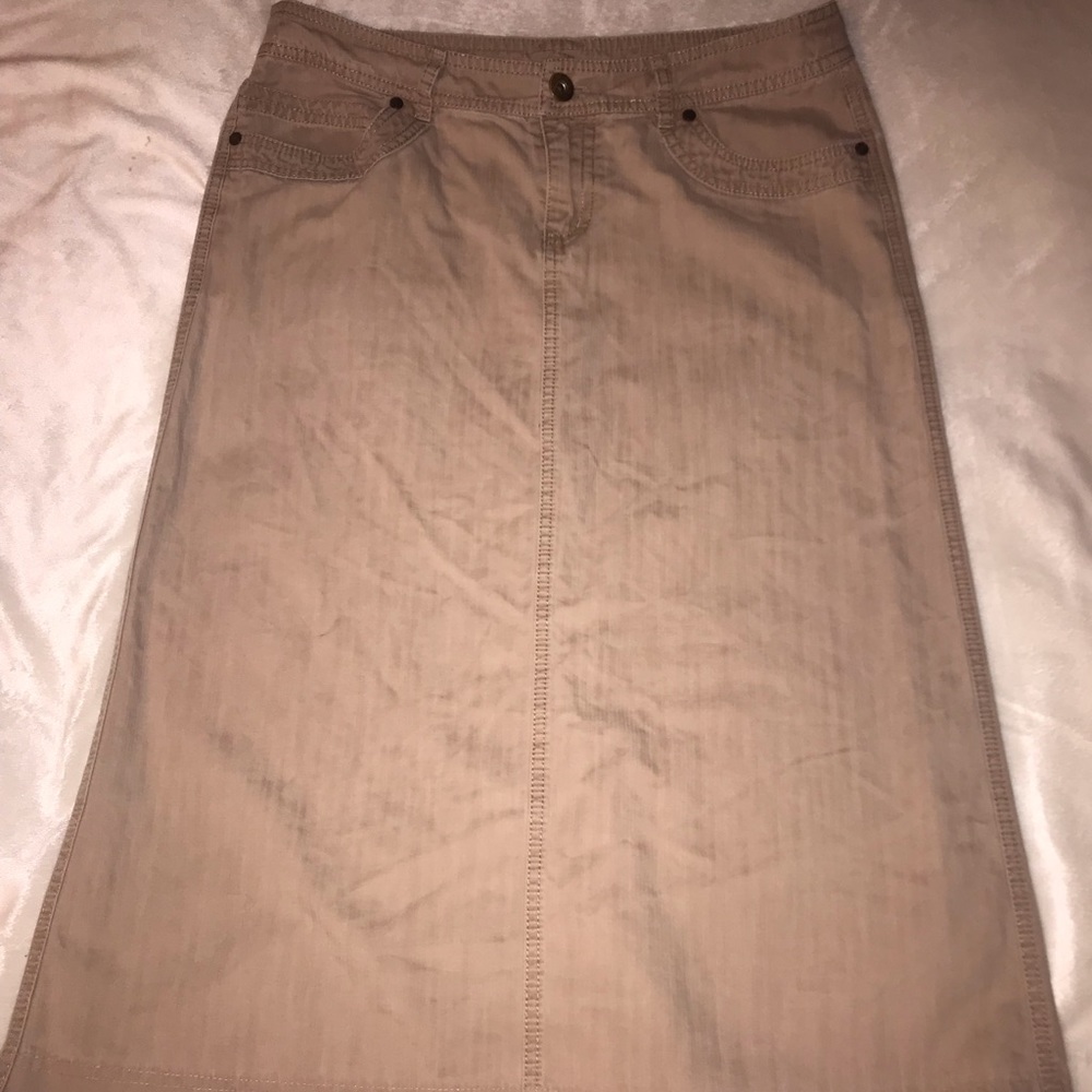 Maurices Khaki Skirt 9/10